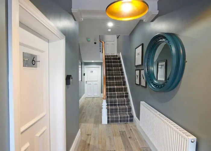 Blackbird Luxury 2 Bed Accomodation Room 8