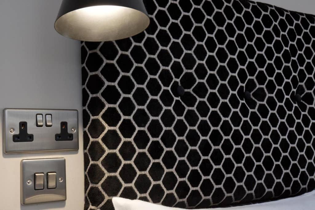 Blackbird Luxury 2 Bed 8 Appartamento *